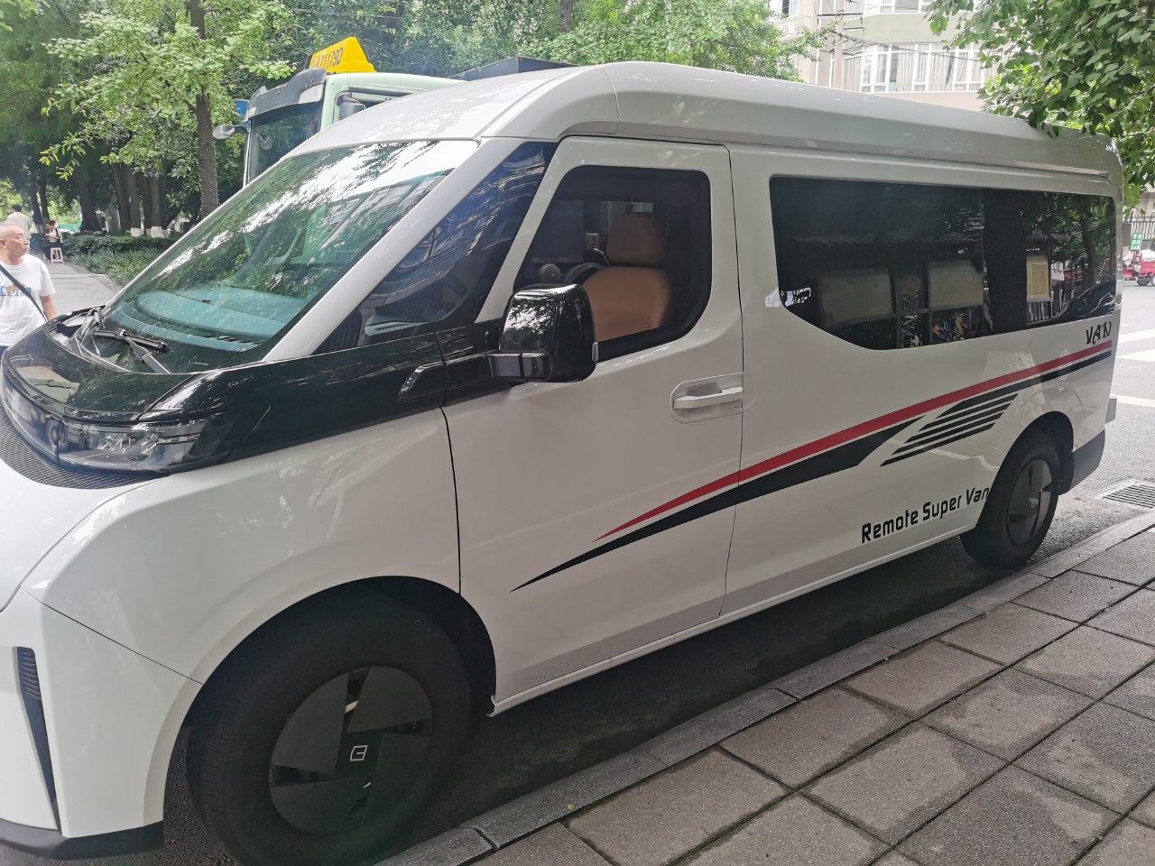 优化驾驶环境,强化安全保障——全方位提高驾驶的安全性和舒适性